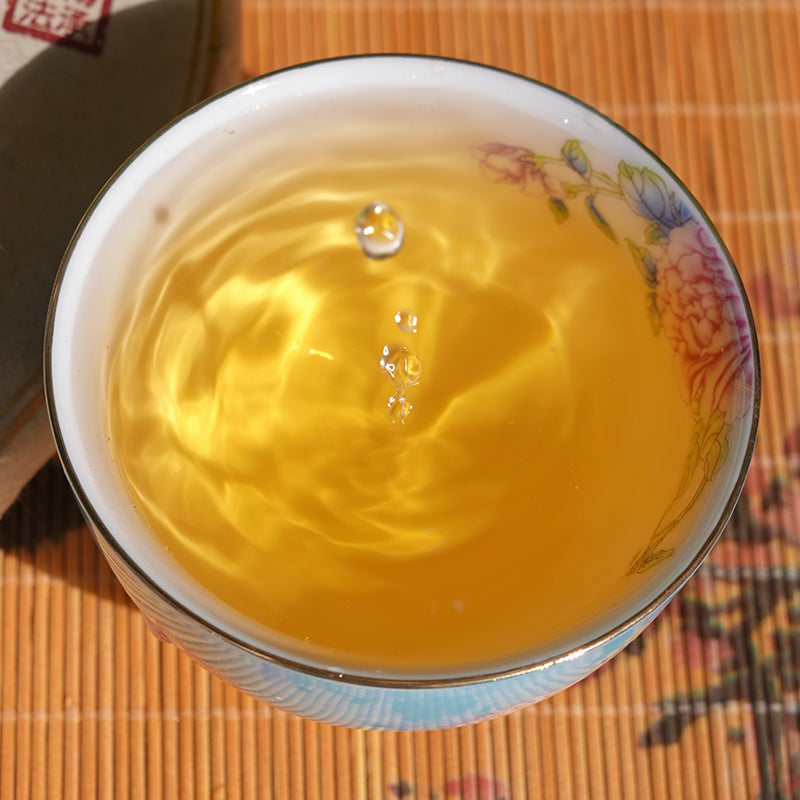 Kuih Pu'er Mentah Manzhuan 24 Tahun Penyimpanan Langka (5 Kuih Satu Set), Aroma Buah & Kayu Eksklusif Gunung Enam Kuno, Manis Balik Cepat, Sulit Ditemukan