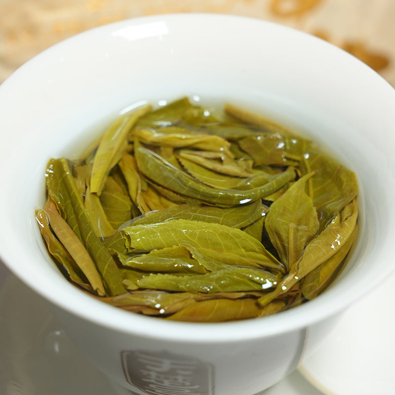 Kotak Kuih Pu'er Mentah Mingxing Gaohao 24 Tahun, 7 Kuih Satu Set, Penyimpanan Pokok Kuno Xishuangbanna + Makna Beruntung Cahaya Bintang, Hadiah Menunjukkan Gaya Eksklusif & Memiliki Berkat